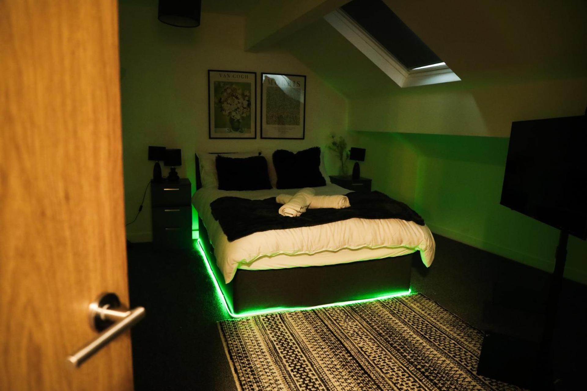 1 Bedroom Apartment Bradford City Centre Foster Square 外观 照片